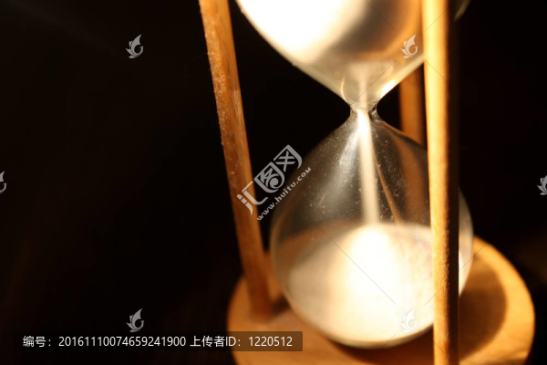 孤立的沙漏