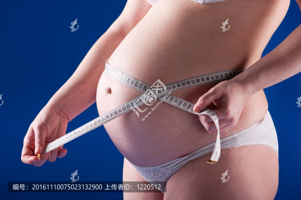 測量孕婦的肚子