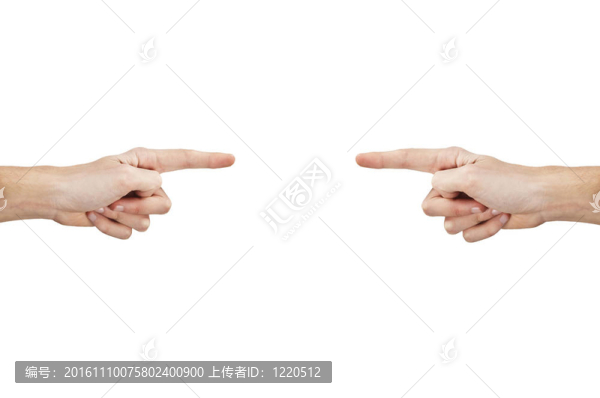 雙手表示中心靠攏