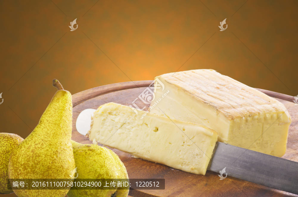 梨配芝士片