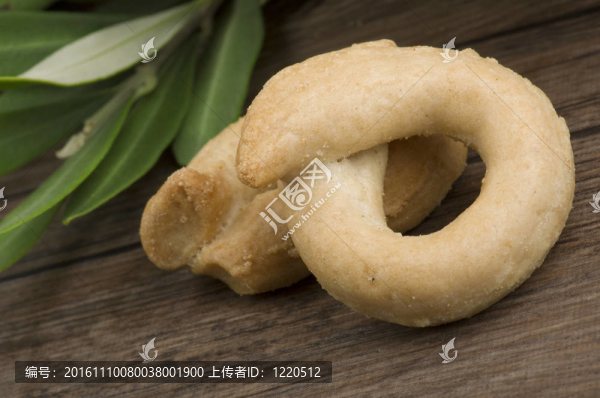 塔拉利餅干在木材表成分