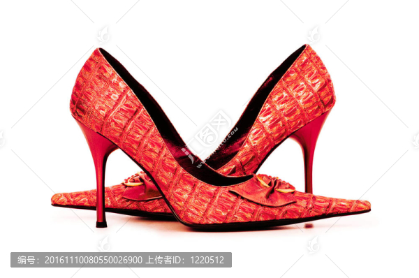時尚概念中的紅色女性鞋