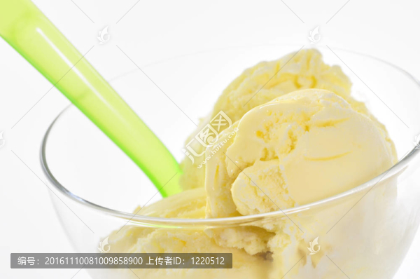 冰淇淋