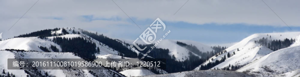 雪山全景