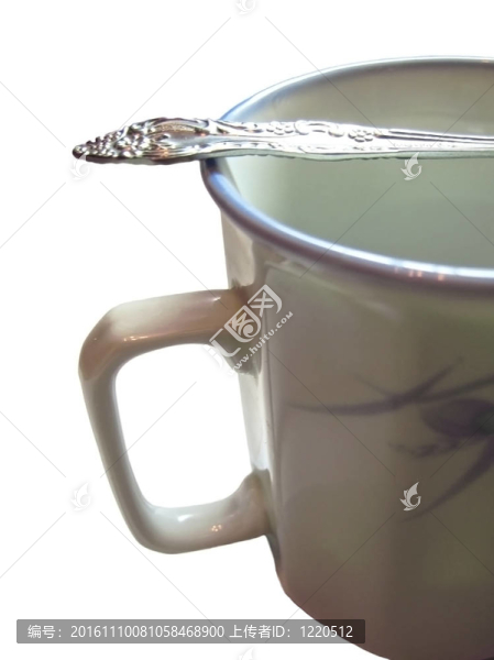 咖啡杯與茶匙過孤立