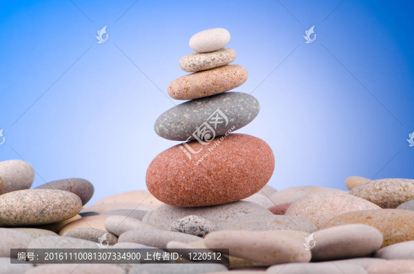 卵石堆積反對梯度背景