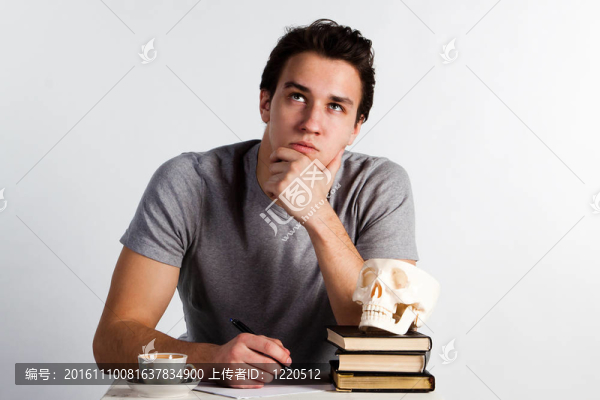 學(xué)生-匯圖網(wǎng) www.fosd68.com 學(xué)生