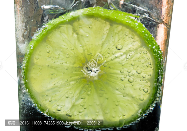 片石灰封閉的石灰飲料