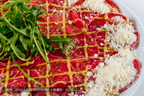 肉類（牛肉）干酪和ruccola薄片
