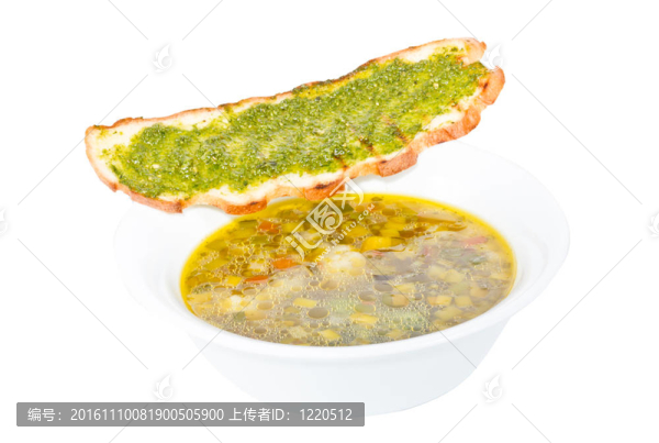 炸面包意大利蔬菜湯