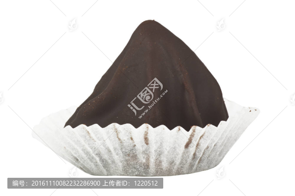 對紙杯蛋糕在白色背景的特寫