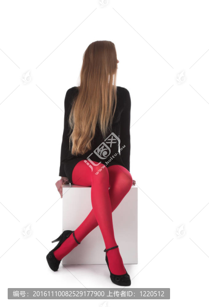穿紅襪的女孩