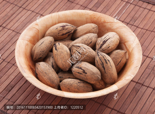 山核桃堅(jiān)果。