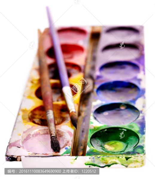 關(guān)閉學(xué)校用品。