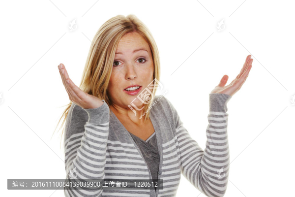 一個不知情的女人聳了聳肩。無助和聳聳肩