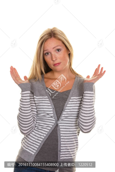 一個(gè)不知情的女人聳了聳肩。無(wú)助和聳聳肩