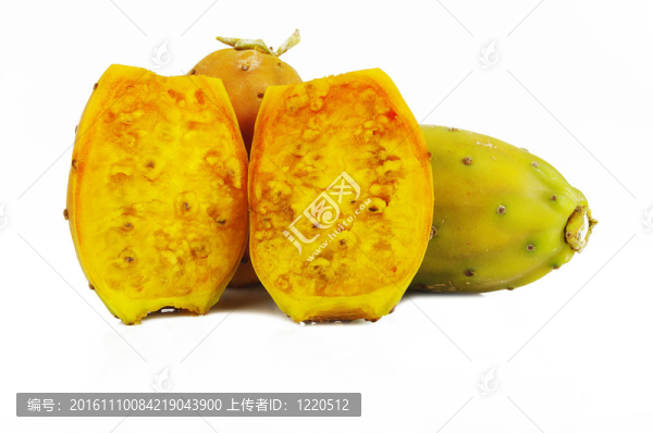 白背景上的梨