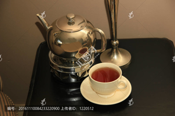 室內(nèi)設(shè)計(jì)：經(jīng)典椅及配件銀