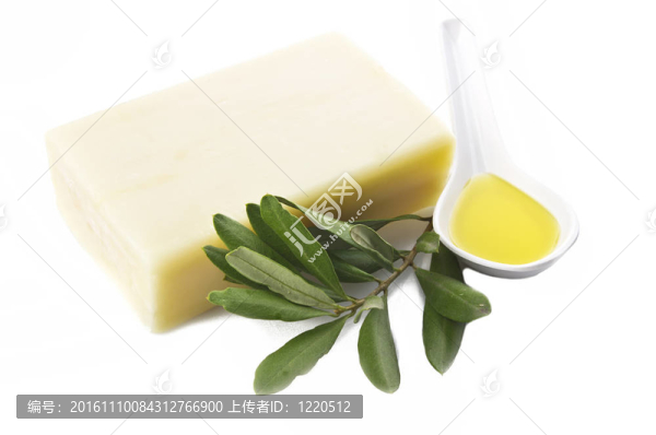 橄欖油和葉皂