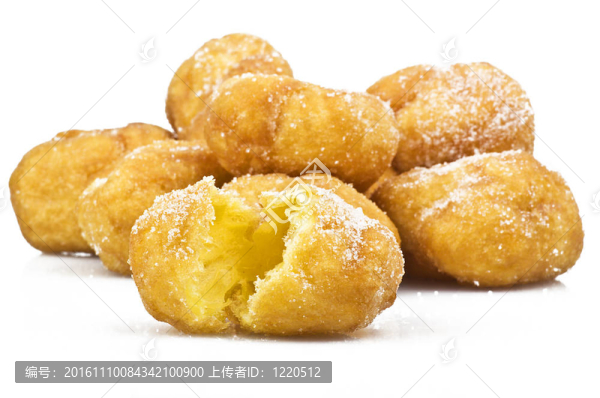 狂歡節(jié)甜蜜蛋糕接近白色