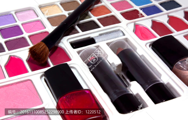 專業(yè)的化妝工具