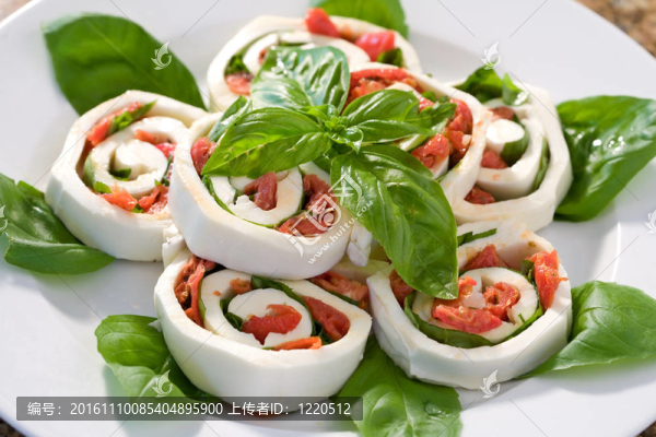 番茄羅勒芝士卷