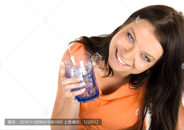 女子的飲用水