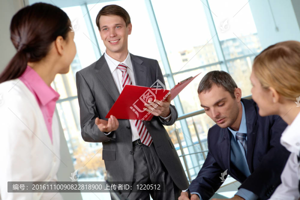 回答問(wèn)題