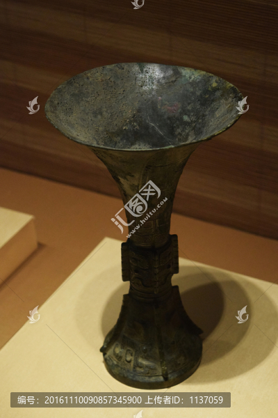 殷墟婦好墓,銅觚