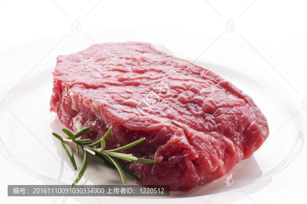生牛排
