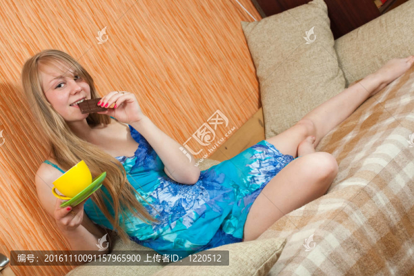 女孩與巧克力