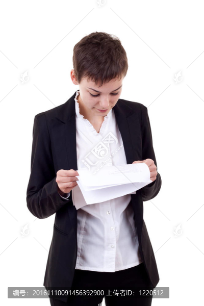 女人讀文件