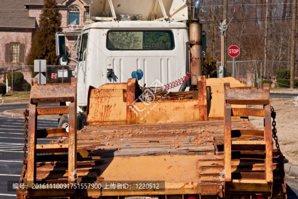 公路重型設(shè)備拖車