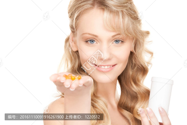 年輕女人的藥丸