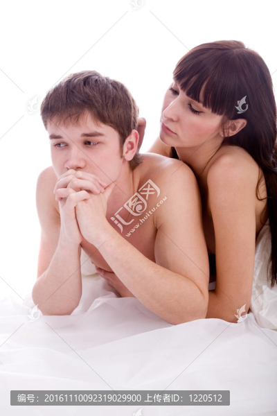 床上的夫婦