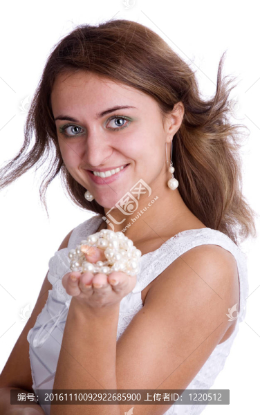 女孩珍珠