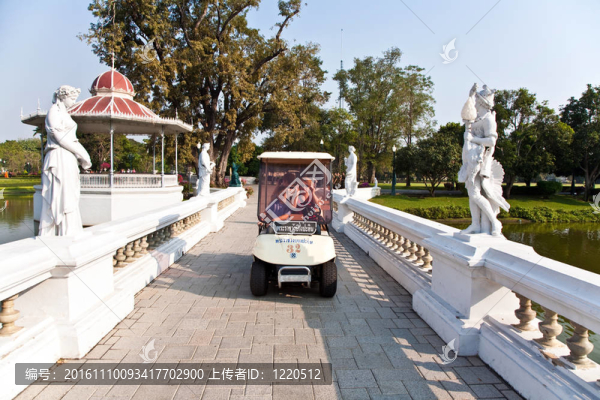 家在附近的大城和曼谷在泰國皇家夏宮劉海PA使用電動(dòng)汽車