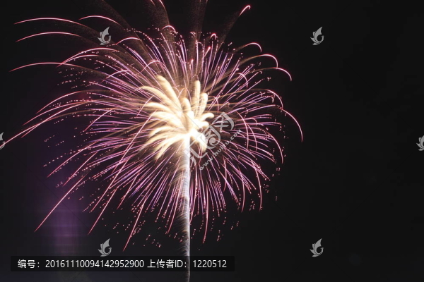 夜空煙花