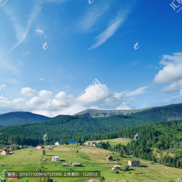 在夏天，喀爾巴阡山脈；bukovel地區(qū)；烏克蘭