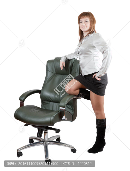 豪華辦公椅上的女人