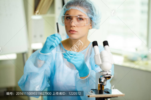 年輕的研究員