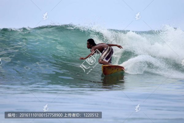 沖浪的海洋