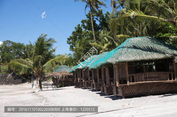 海灘小屋。