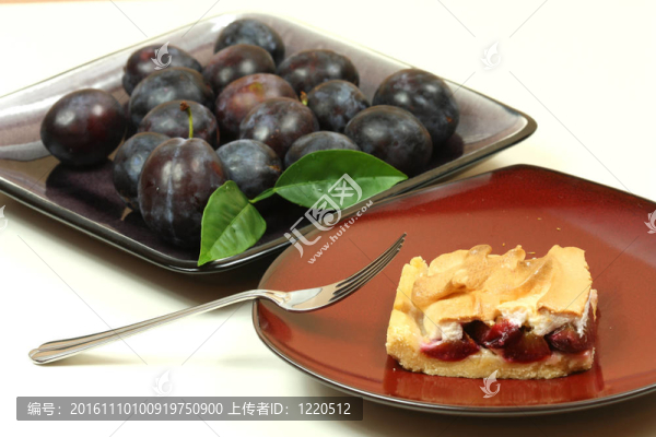 葡萄干蛋糕
