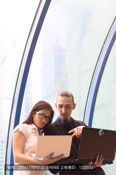 商業(yè)男人和女人