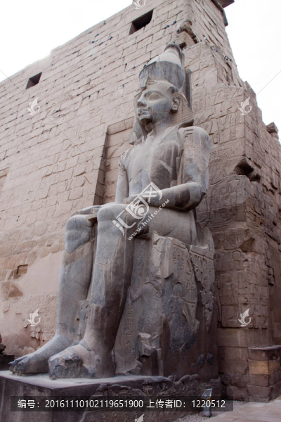 Ramses,II的雕像