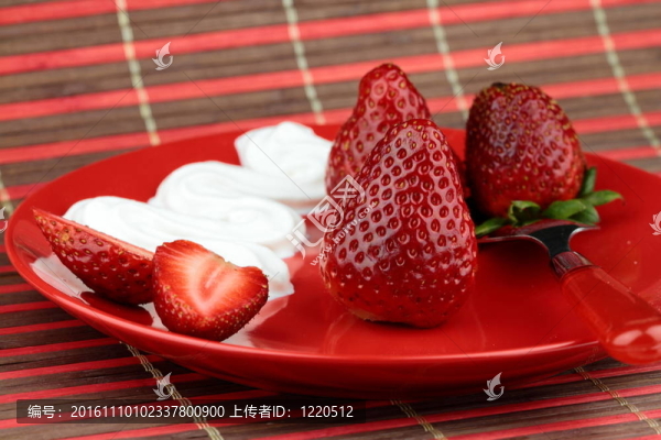 草莓