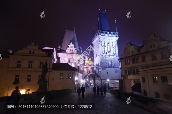 Karlov大橋夜景