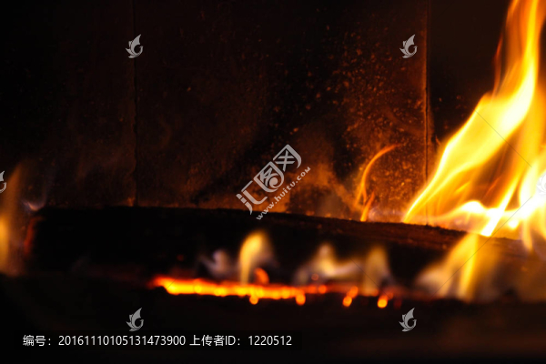 木頭木頭在火里