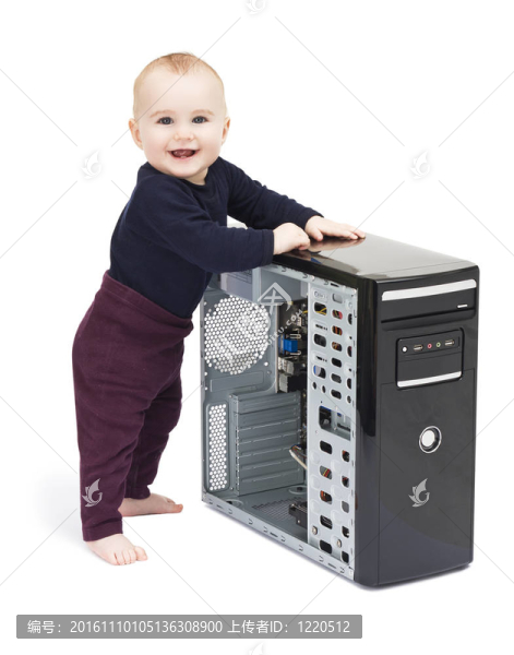帶開放式電腦的小孩子